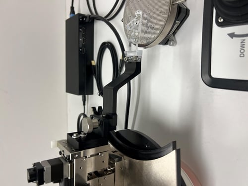 Probe System Probes - Programmable MA-9000 manipulator with a High Frequency and an Optical Fiber Holder arm combined